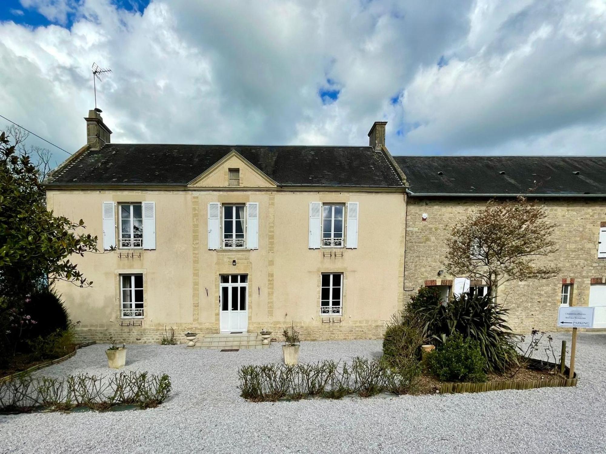 Les Chambres D'Omaha Beach Etablissement Avec Deux Chambres D'Hotes, Petit-Dejeuner Compris Fait-Maison Et Produits Locaux В'єрвіль-сюр-Мер Екстер'єр фото