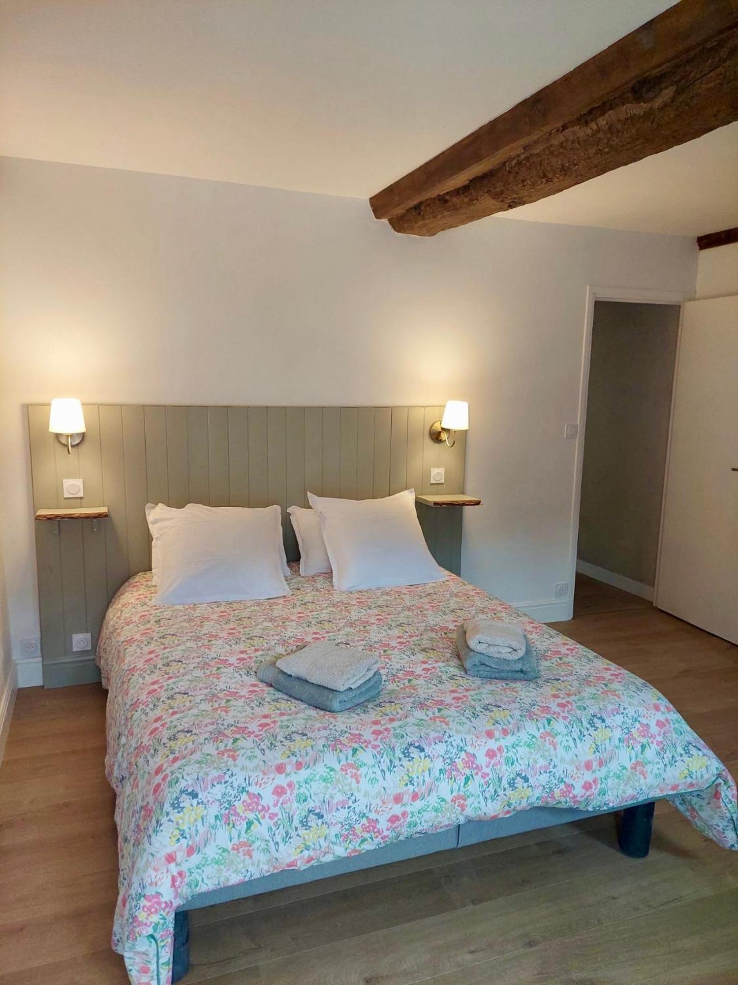 Les Chambres D'Omaha Beach Etablissement Avec Deux Chambres D'Hotes, Petit-Dejeuner Compris Fait-Maison Et Produits Locaux В'єрвіль-сюр-Мер Екстер'єр фото